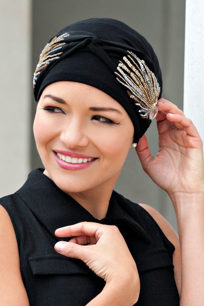 Masumi Carolina - Black Laurel Crown
